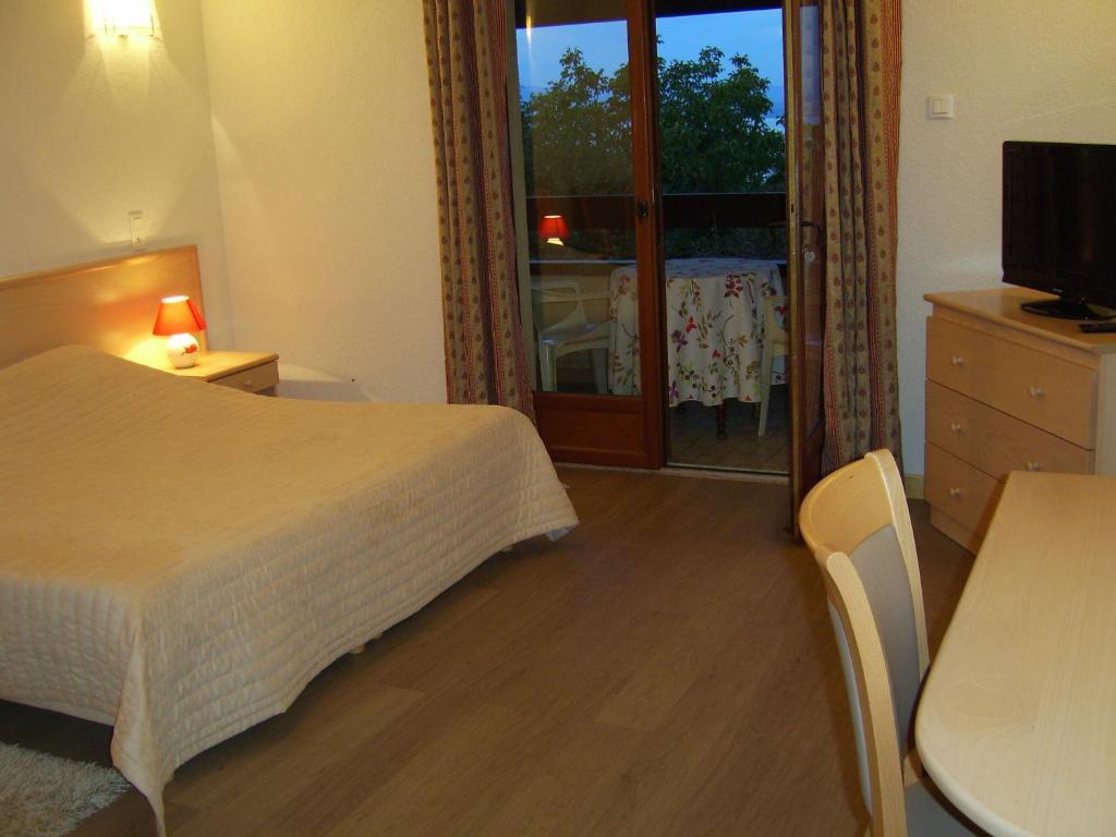 אוויאן-לה-באן Hotel Les Pavillons Du Golf מראה חיצוני תמונה