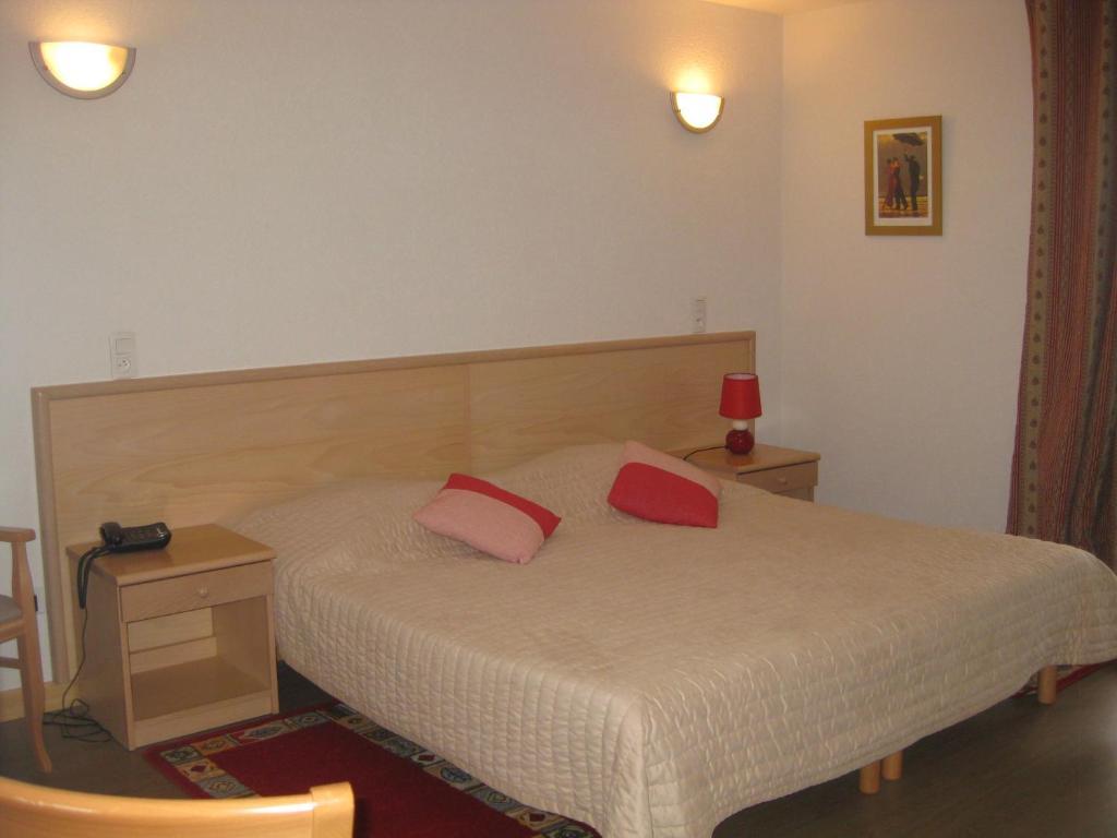 אוויאן-לה-באן Hotel Les Pavillons Du Golf מראה חיצוני תמונה