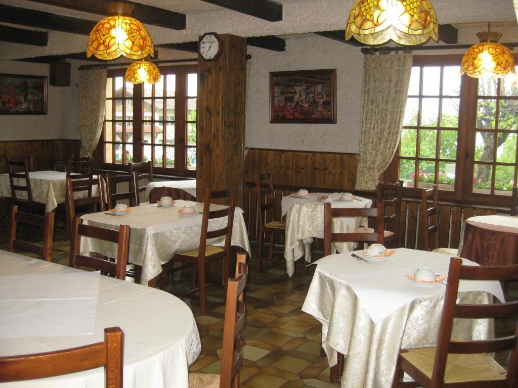 אוויאן-לה-באן Hotel Les Pavillons Du Golf מראה חיצוני תמונה